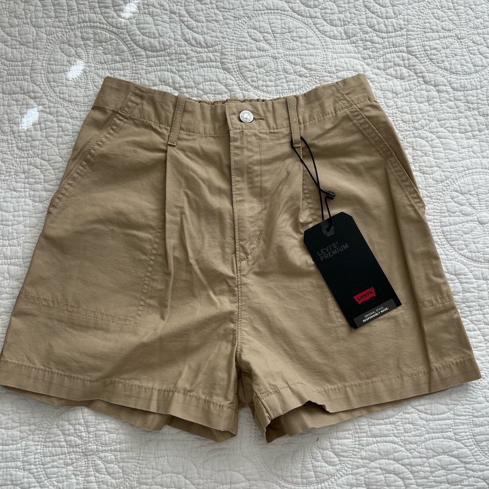 Levi’s shorts